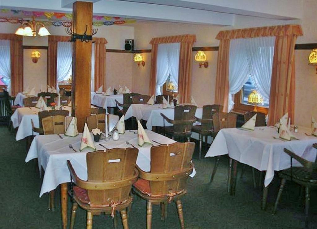 Hotel Restaurant Schmidter Bauernstube Nideggen Zewnętrze zdjęcie